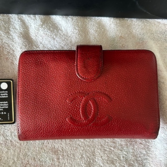 💖 Authentic Chanel Timeless CC Zip French Wallet w/Authenticity Card!! - Picture 13 of 13